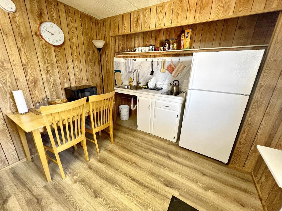 1 Bedroom Home Near Lassen Volcanic Park Paynes Creek Buitenkant foto